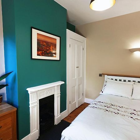 Apartamento Tastefully Decorated 1-Bed With Free Parking - At Hem Winchester Exterior foto